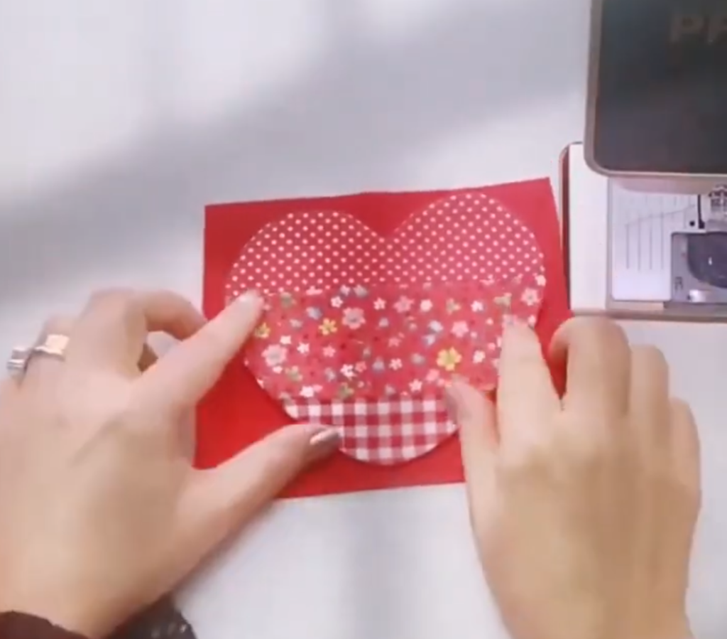 Kalp Şeklinde Rengarenk Patchwork Bardak Altlığı